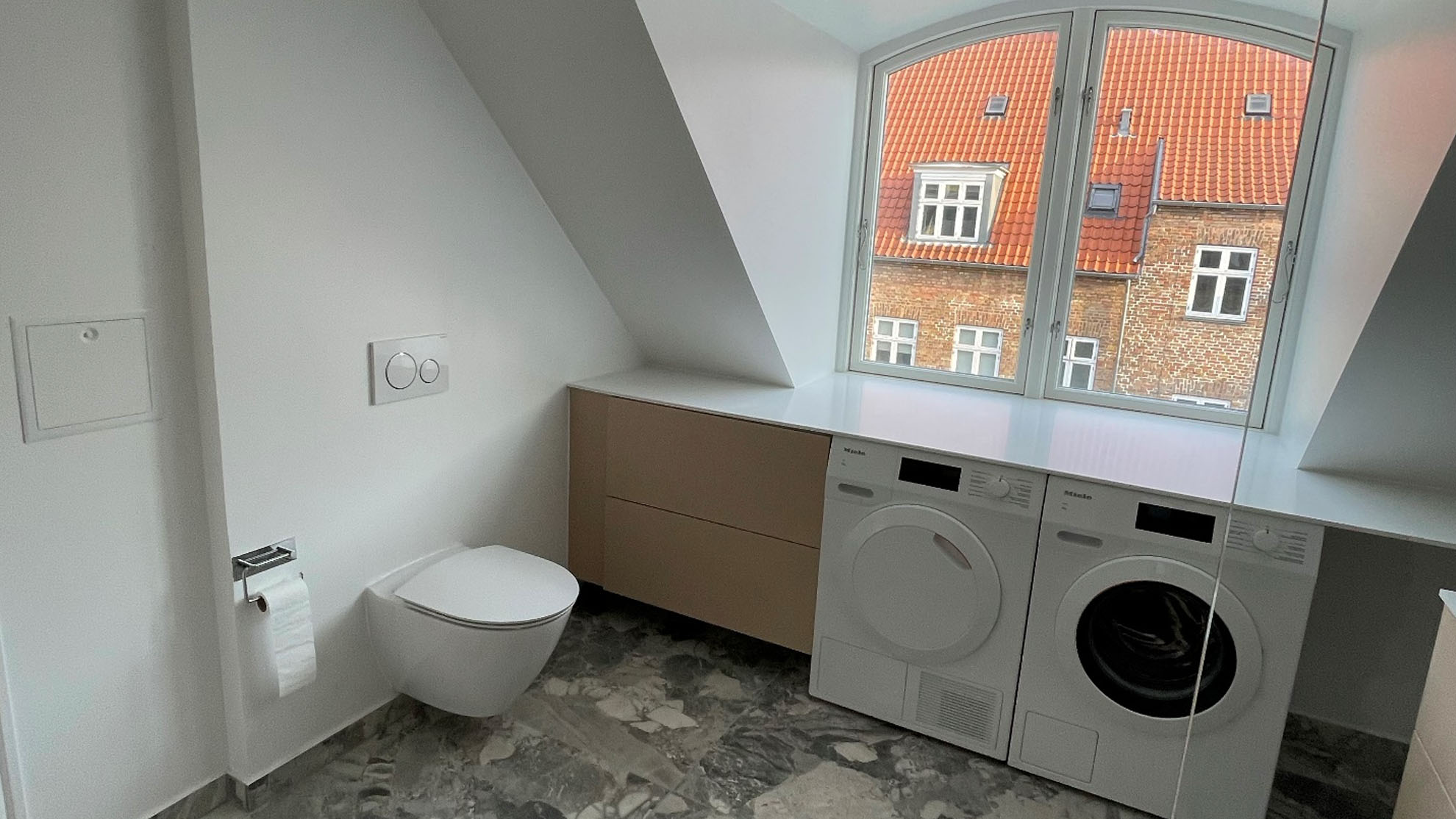 tagbolig-toilet-16x9